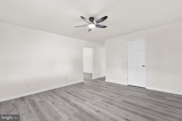 333 SANTA MARIA AVE, Colonial Beach, VA 22443