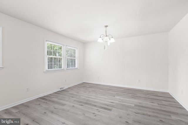 333 SANTA MARIA AVE, Colonial Beach, VA 22443