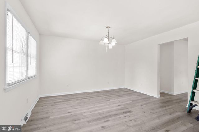 333 SANTA MARIA AVE, Colonial Beach, VA 22443
