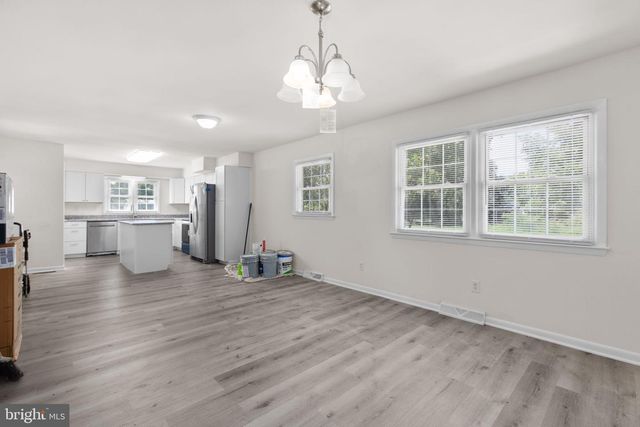 333 SANTA MARIA AVE, Colonial Beach, VA 22443