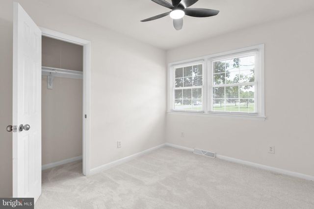 333 SANTA MARIA AVE, Colonial Beach, VA 22443