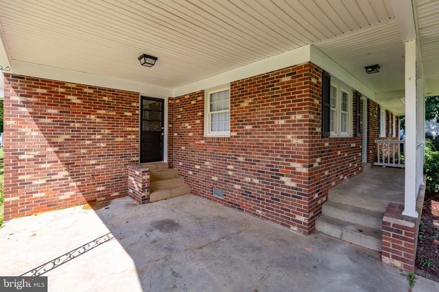 333 SANTA MARIA AVE, Colonial Beach, VA 22443