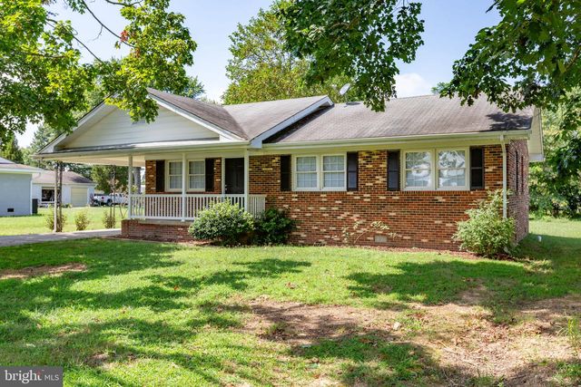 333 SANTA MARIA AVE, Colonial Beach, VA 22443