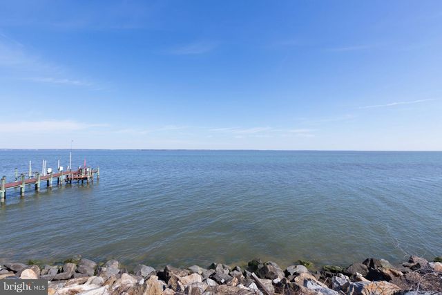 333 SANTA MARIA AVE, Colonial Beach, VA 22443