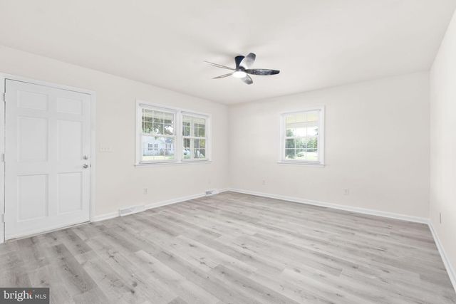 333 SANTA MARIA AVE, Colonial Beach, VA 22443