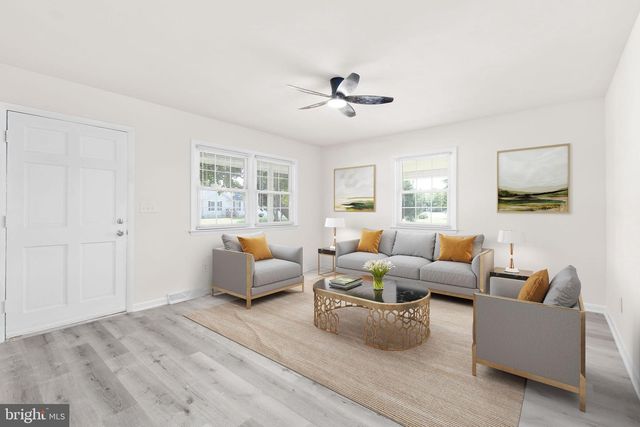 333 SANTA MARIA AVE, Colonial Beach, VA 22443