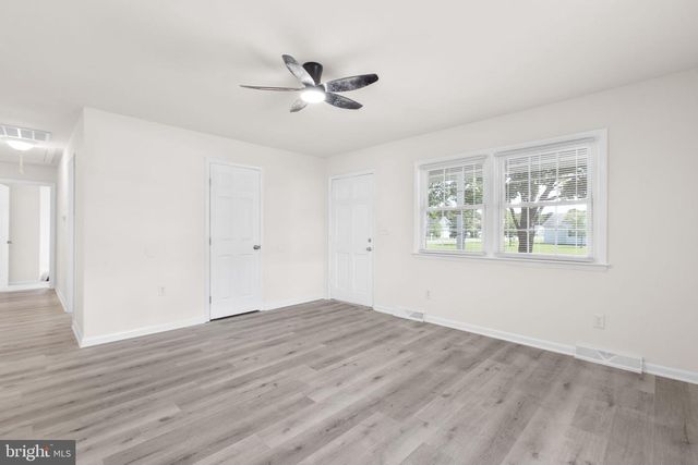 333 SANTA MARIA AVE, Colonial Beach, VA 22443