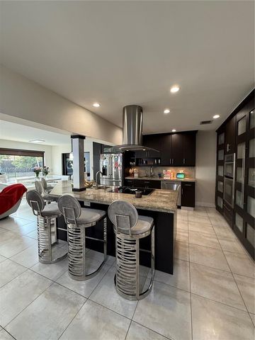 3521 SW 99th Ct, Miami, FL 33165