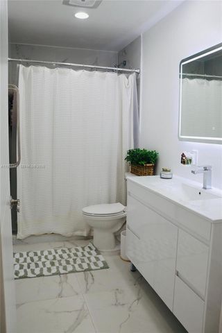 3521 SW 99th Ct, Miami, FL 33165