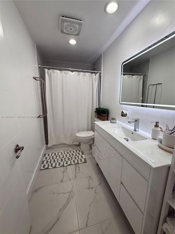 3521 SW 99th Ct, Miami, FL 33165