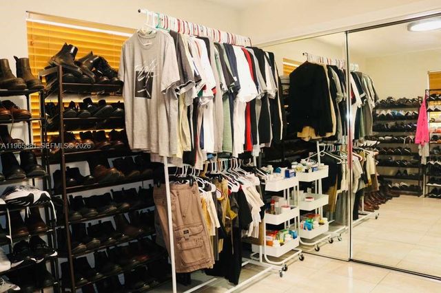 3521 SW 99th Ct, Miami, FL 33165