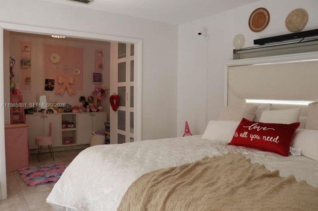 3521 SW 99th Ct, Miami, FL 33165