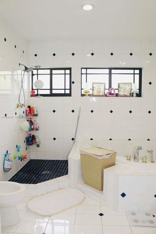 3521 SW 99th Ct, Miami, FL 33165