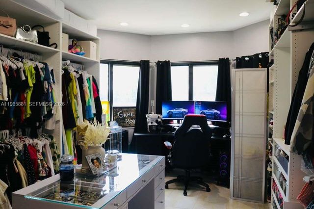 3521 SW 99th Ct, Miami, FL 33165