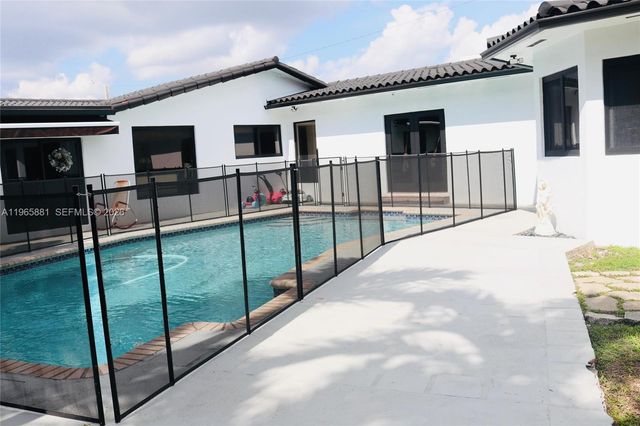 3521 SW 99th Ct, Miami, FL 33165