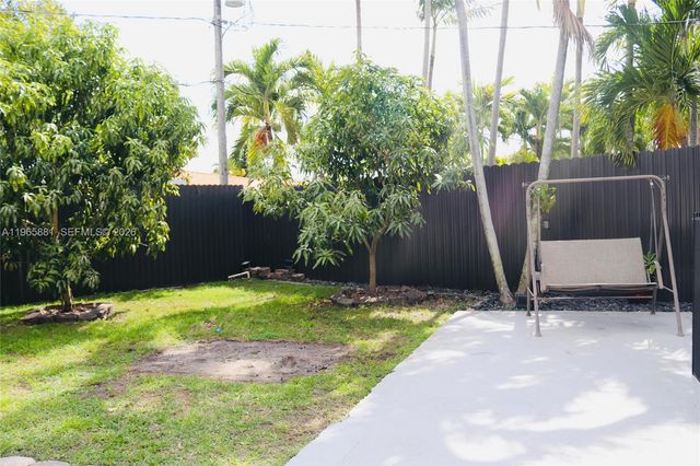 3521 SW 99th Ct, Miami, FL 33165