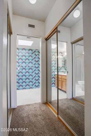 1200 E River Road B27, Tucson, AZ 85718