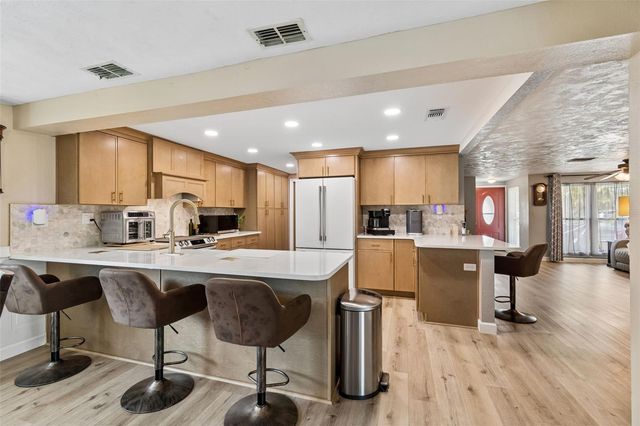 9252 GLEN MOOR LANE, Port Richey, FL 34668