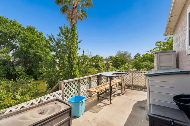 9252 GLEN MOOR LANE, Port Richey, FL 34668