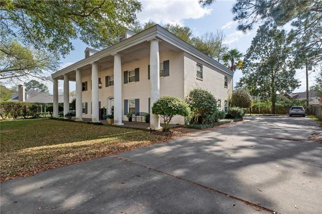 1116 SOUTHAMPTON. Drive, Alexandria, LA 71303