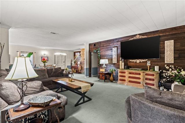 1116 SOUTHAMPTON. Drive, Alexandria, LA 71303