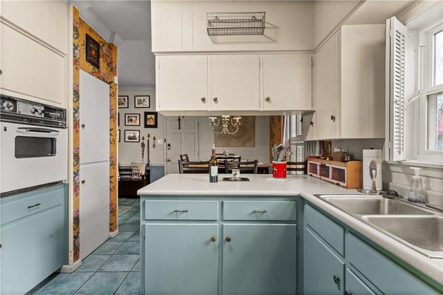 1116 SOUTHAMPTON. Drive, Alexandria, LA 71303