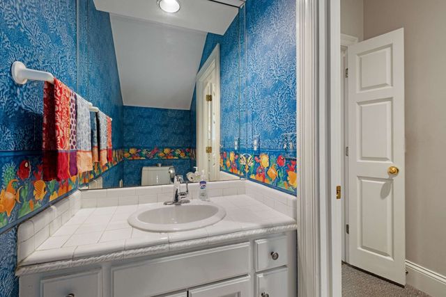 926 Overton Lea Rd, Nashville, TN 37220