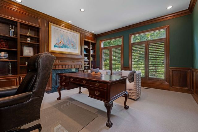 926 Overton Lea Rd, Nashville, TN 37220