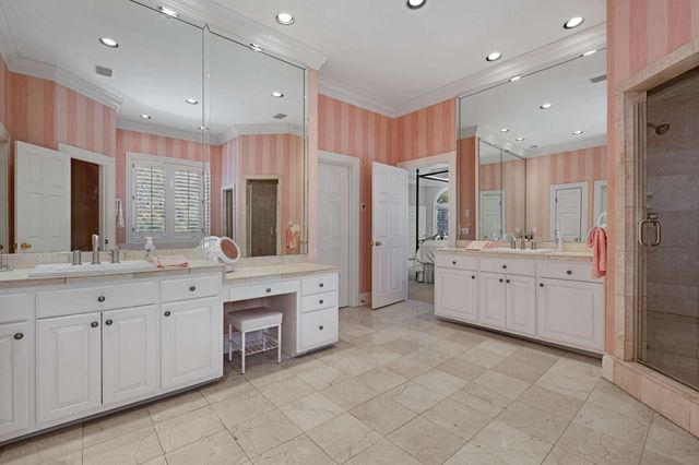 926 Overton Lea Rd, Nashville, TN 37220