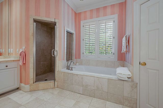 926 Overton Lea Rd, Nashville, TN 37220