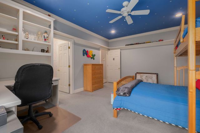 926 Overton Lea Rd, Nashville, TN 37220