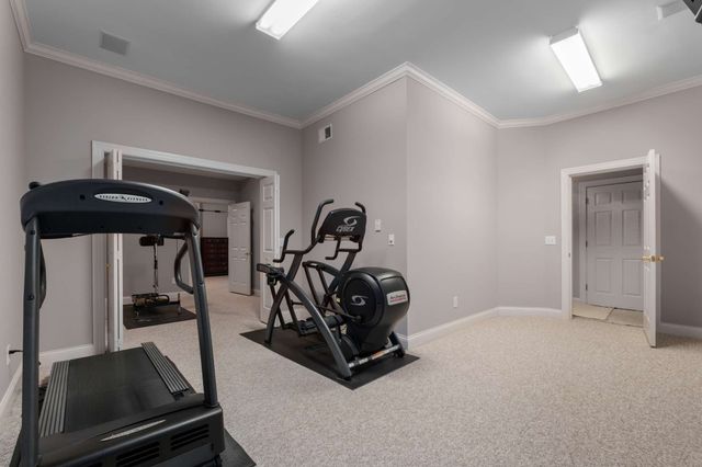 926 Overton Lea Rd, Nashville, TN 37220