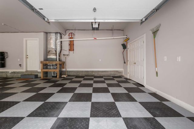 926 Overton Lea Rd, Nashville, TN 37220