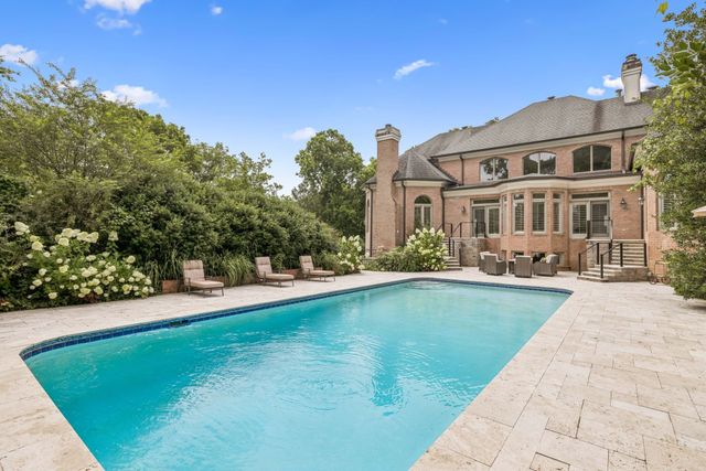 926 Overton Lea Rd, Nashville, TN 37220