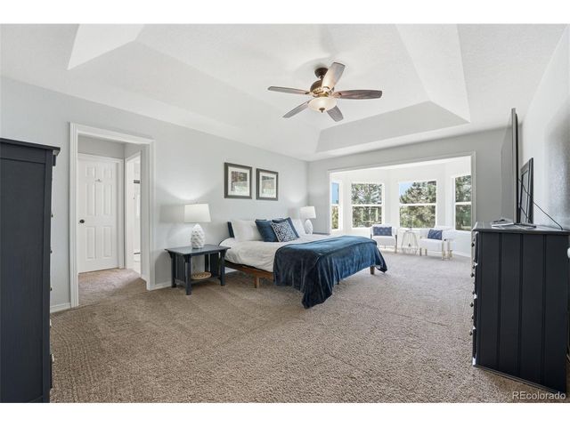 822 Shadowstone Dr, Highlands Ranch, CO 80129