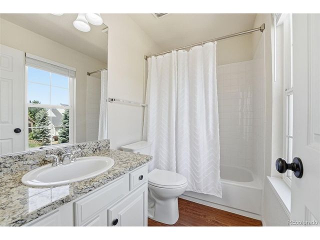 822 Shadowstone Dr, Highlands Ranch, CO 80129