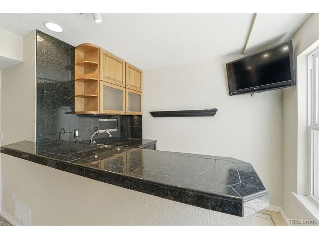 822 Shadowstone Dr, Highlands Ranch, CO 80129