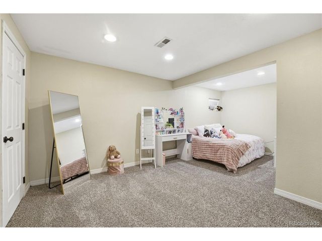 822 Shadowstone Dr, Highlands Ranch, CO 80129