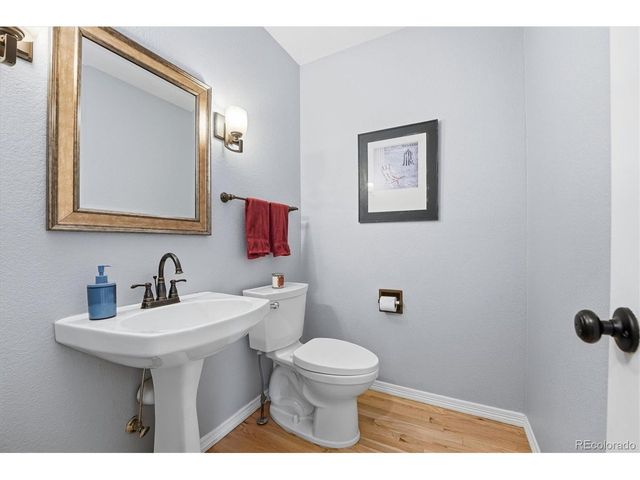 822 Shadowstone Dr, Highlands Ranch, CO 80129