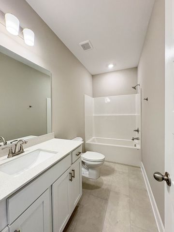 315 Goodwin Ln, Lebanon, TN 37087