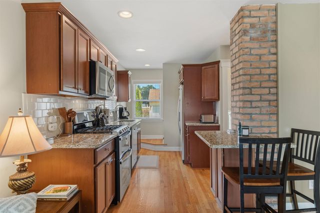 628 Notre Dame Street, Grosse Pointe, MI 48230