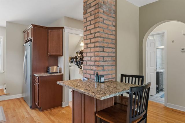 628 Notre Dame Street, Grosse Pointe, MI 48230