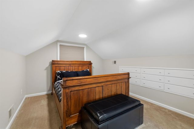 628 Notre Dame Street, Grosse Pointe, MI 48230