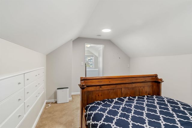 628 Notre Dame Street, Grosse Pointe, MI 48230