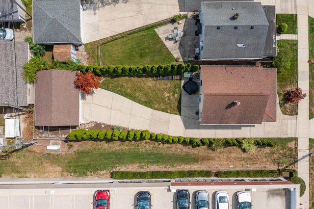 628 Notre Dame Street, Grosse Pointe, MI 48230