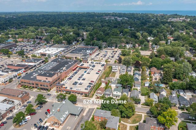628 Notre Dame Street, Grosse Pointe, MI 48230