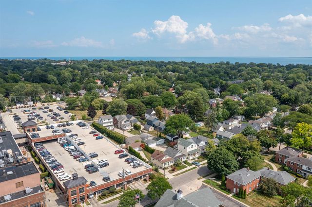 628 Notre Dame Street, Grosse Pointe, MI 48230