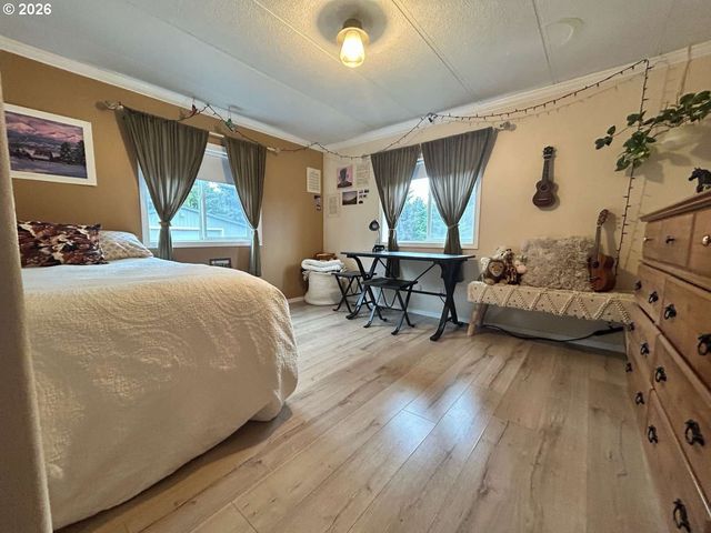 1300 Nw 384TH Cir, La Center, WA 98629