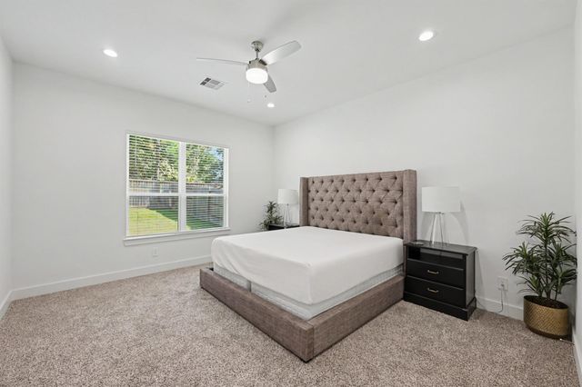 326 Springfield Terrace Drive, Conroe, TX 77304