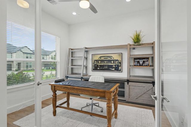 326 Springfield Terrace Drive, Conroe, TX 77304